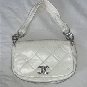 CHANEL Luxury Quilted Shoulder Bag in White with Silver Hardware